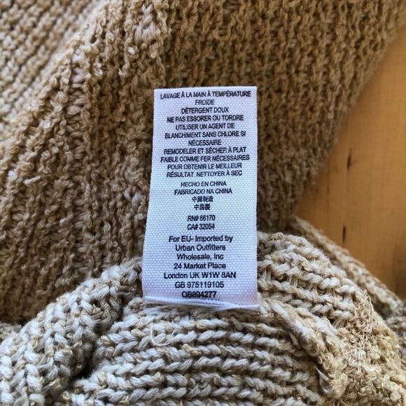 Free People V-Neck Sweater Size Extra Small - Picture 10 of 11